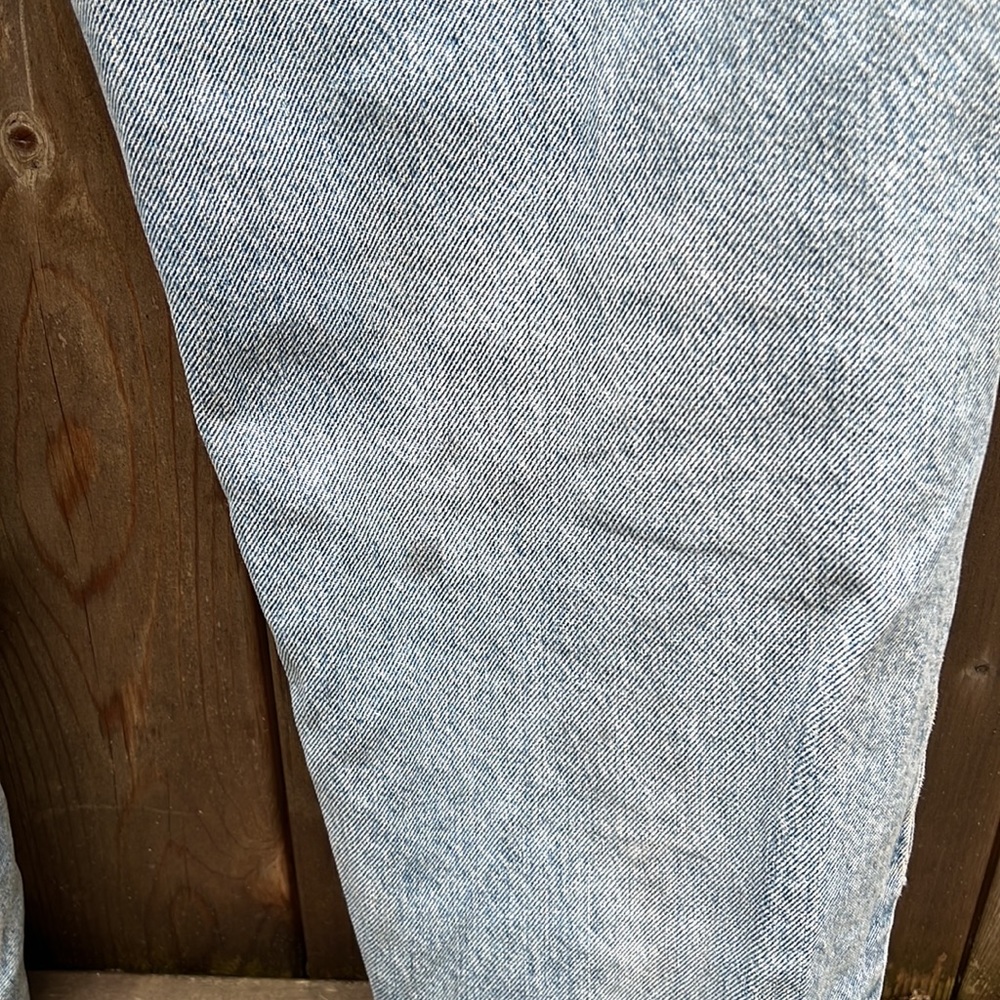High Rise Wide Leg Levis - Picture 6 of 7